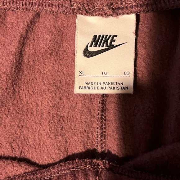 XL Women’s Nike Joggers - Picture 4 of 4